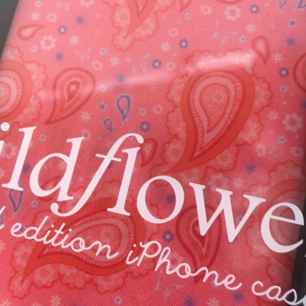 New iphone 6+/7+/8+ strawberry paisley wildflower phone case